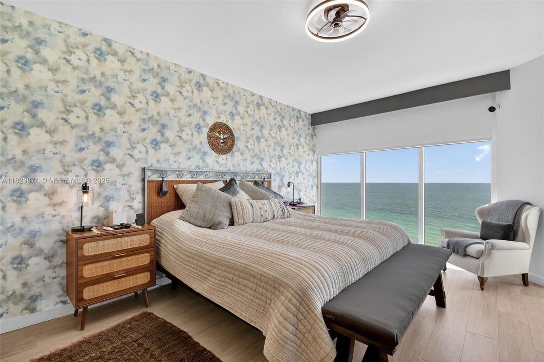 En Venta: $2,695,000 (3 camas, 3 baños, 2210 Pies cuadrados)