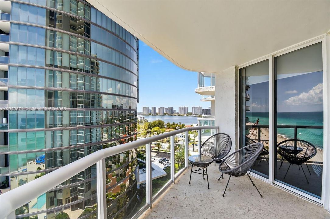 En Venta: $2,695,000 (3 camas, 3 baños, 2210 Pies cuadrados)