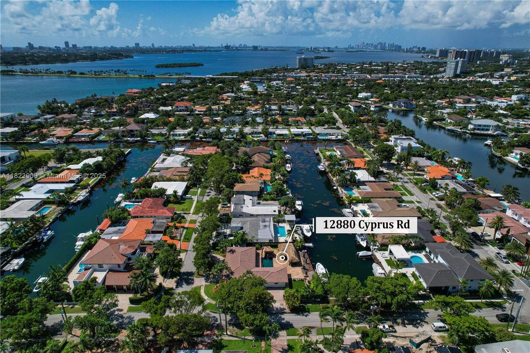 Recently Rented: $12,500 (4 beds, 3 baths, 2437 Square Feet)