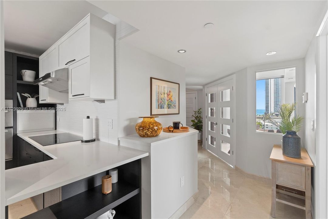 待售: $1,450,000 (3 贝兹, 3 浴室, 2200 平方英尺)