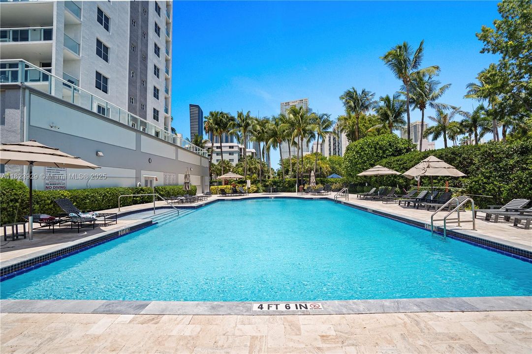 待售: $1,450,000 (3 贝兹, 3 浴室, 2200 平方英尺)