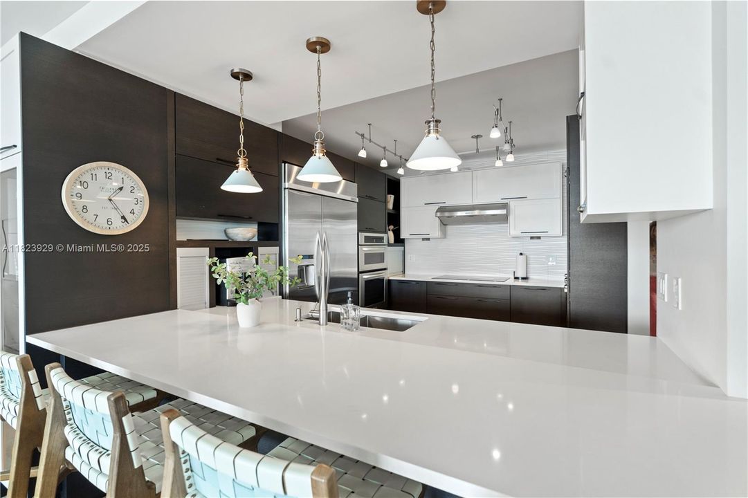 待售: $1,450,000 (3 贝兹, 3 浴室, 2200 平方英尺)