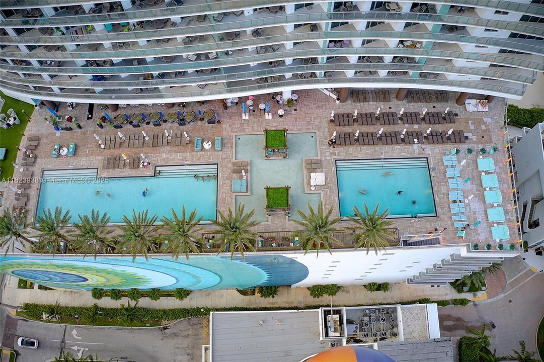 最近售出: $620,000 (1 贝兹, 1 浴室, 841 平方英尺)