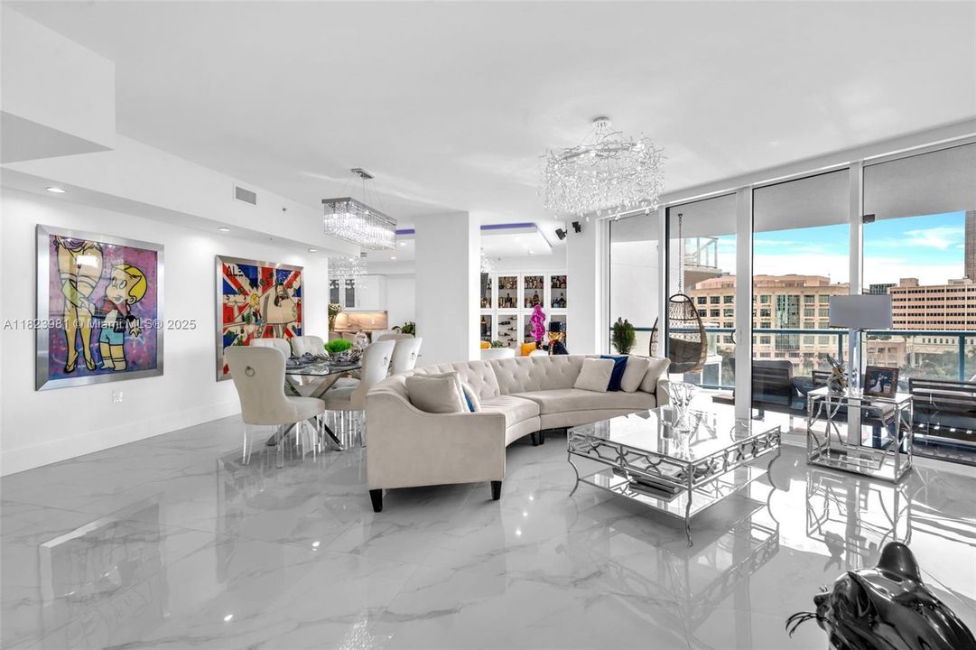 Recently Sold: $1,575,000 (2 beds, 3 baths, 2129 Square Feet)