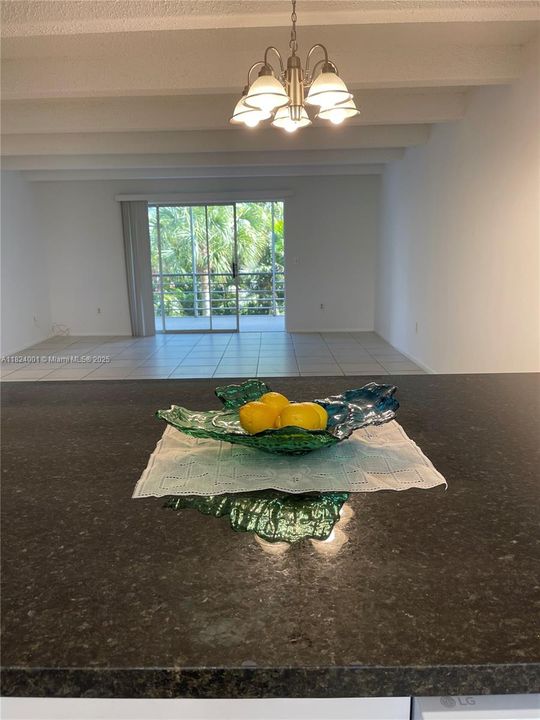 Recently Rented: $2,200 (2 beds, 2 baths, 1155 Square Feet)