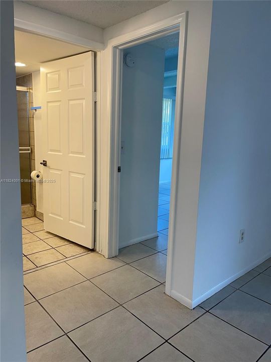 Recently Rented: $2,200 (2 beds, 2 baths, 1155 Square Feet)