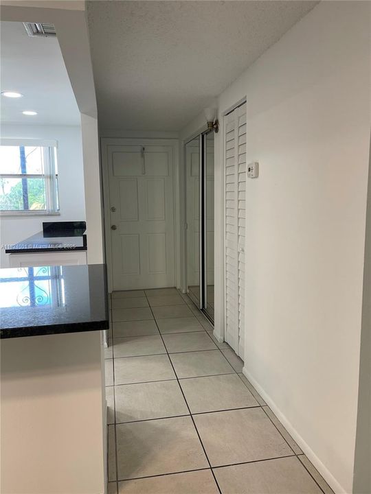 Recently Rented: $2,200 (2 beds, 2 baths, 1155 Square Feet)