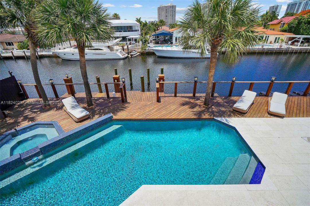 Recently Rented: $44,000 (5 beds, 6 baths, 3955 Square Feet)