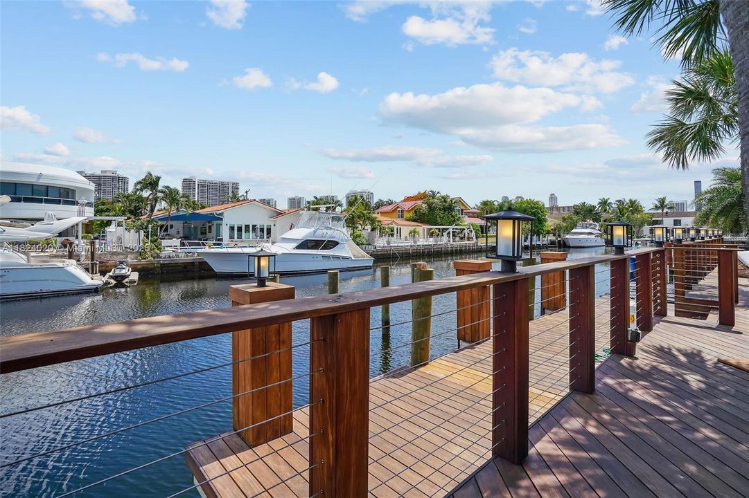 Recently Rented: $44,000 (5 beds, 6 baths, 3955 Square Feet)