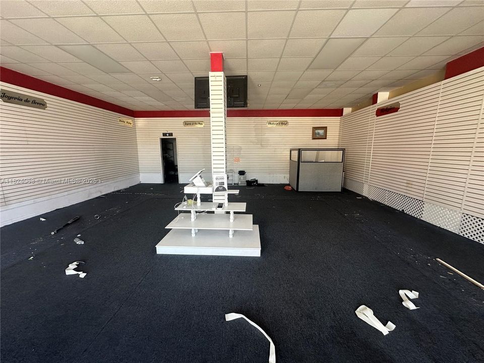 Active With Contract: $6,000 (0 beds, 0 baths, 0 Square Feet)