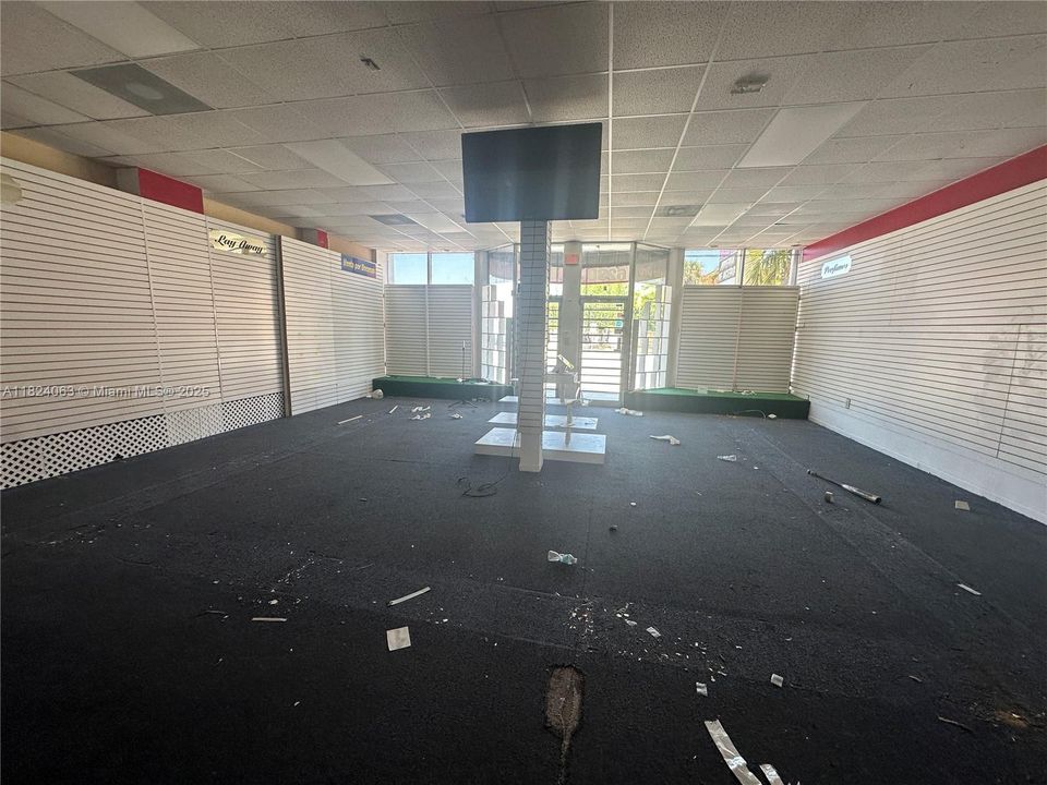 Active With Contract: $6,000 (0 beds, 0 baths, 0 Square Feet)