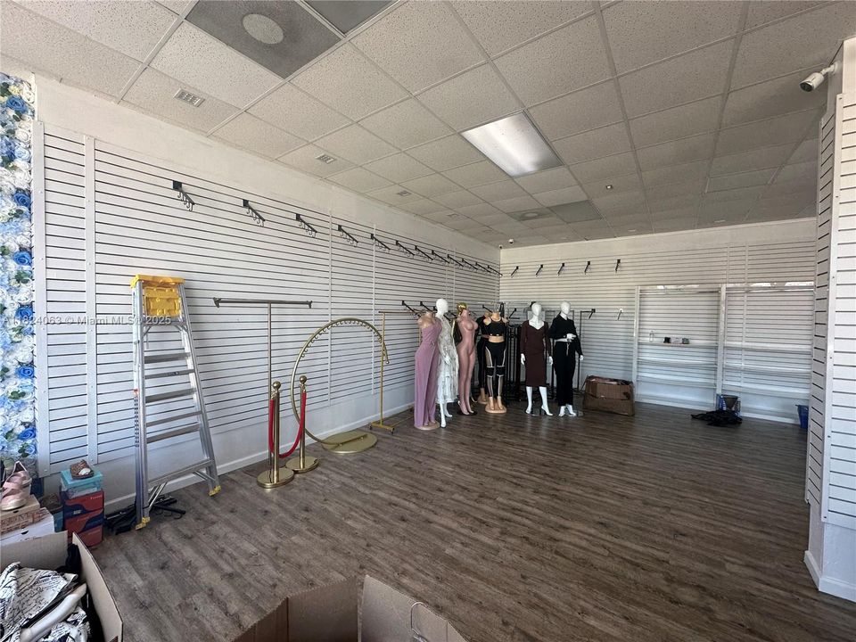 Active With Contract: $6,000 (0 beds, 0 baths, 0 Square Feet)