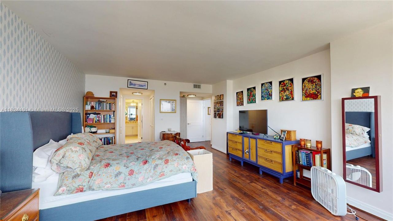 最近售出: $459,000 (2 贝兹, 2 浴室, 1811 平方英尺)