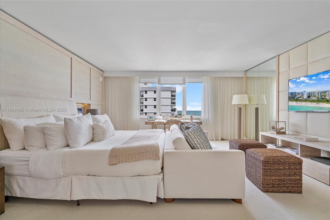 待售: $6,880,223 (3 贝兹, 3 浴室, 2261 平方英尺)