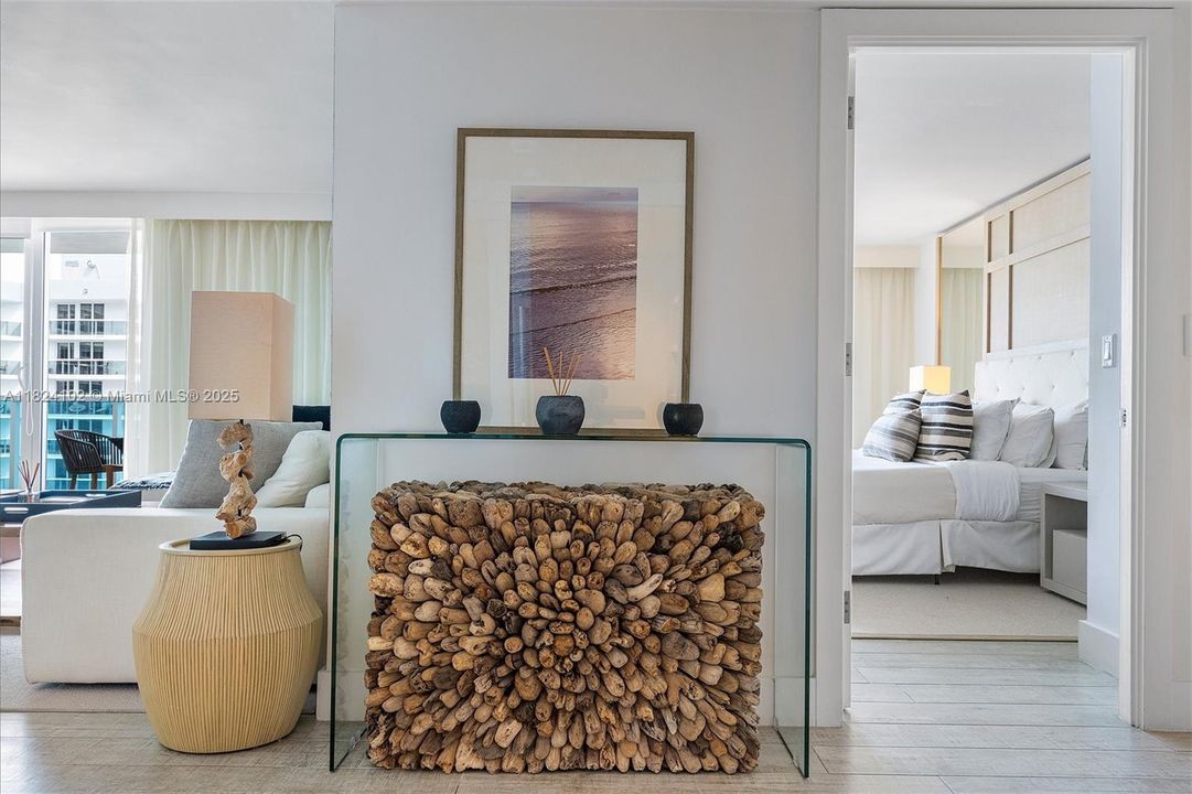 待售: $6,880,223 (3 贝兹, 3 浴室, 2261 平方英尺)