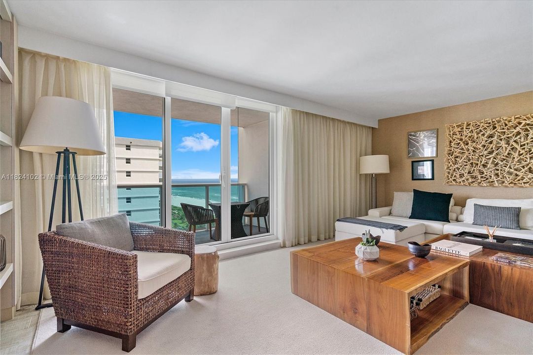 待售: $6,880,223 (3 贝兹, 3 浴室, 2261 平方英尺)