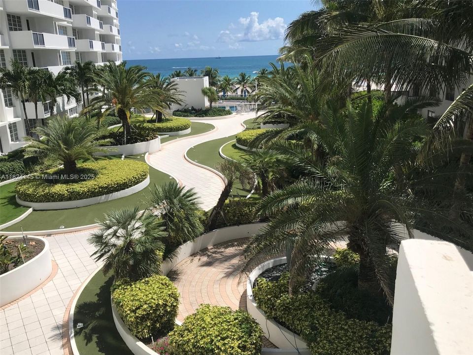 Recently Sold: $750,000 (1 beds, 1 baths, 850 Square Feet)