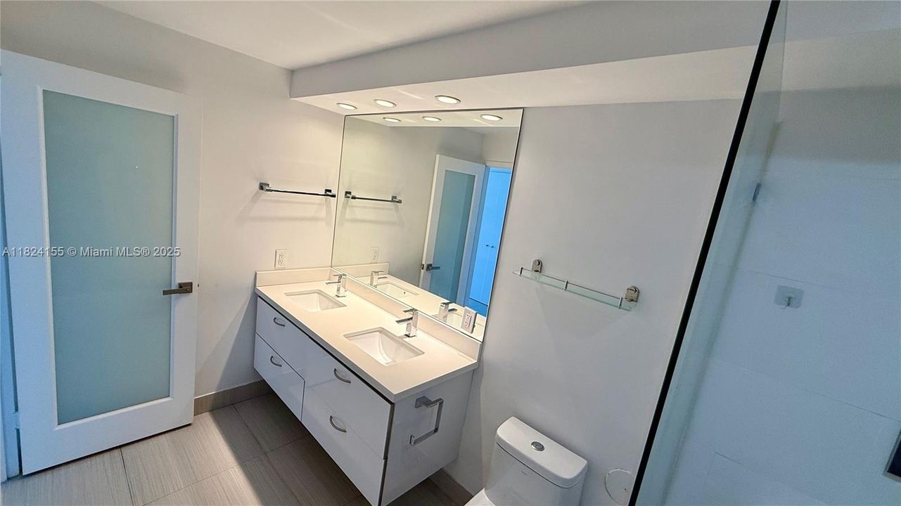 En Venta: $550,000 (1 camas, 2 baños, 1147 Pies cuadrados)