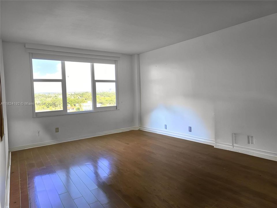 Staged - furniture removed