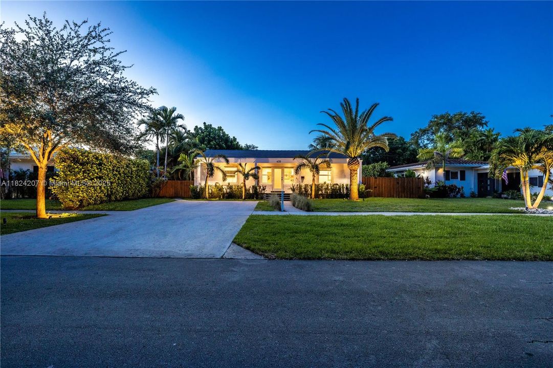 Activo con contrato: $1,325,000 (4 camas, 2 baños, 1691 Pies cuadrados)
