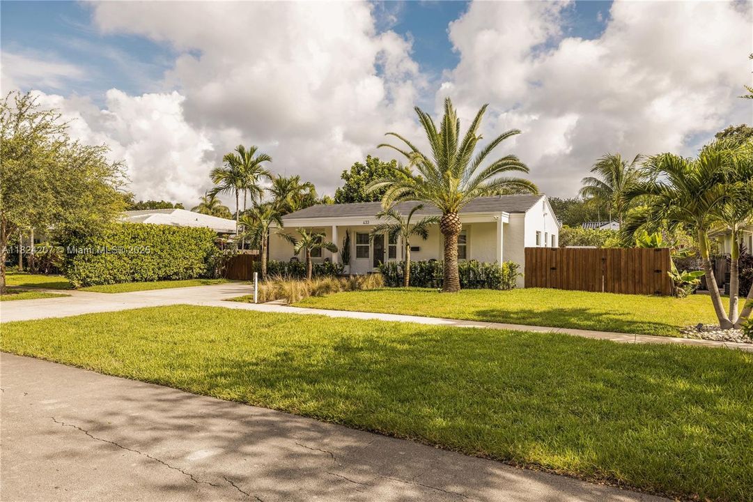 Activo con contrato: $1,325,000 (4 camas, 2 baños, 1691 Pies cuadrados)
