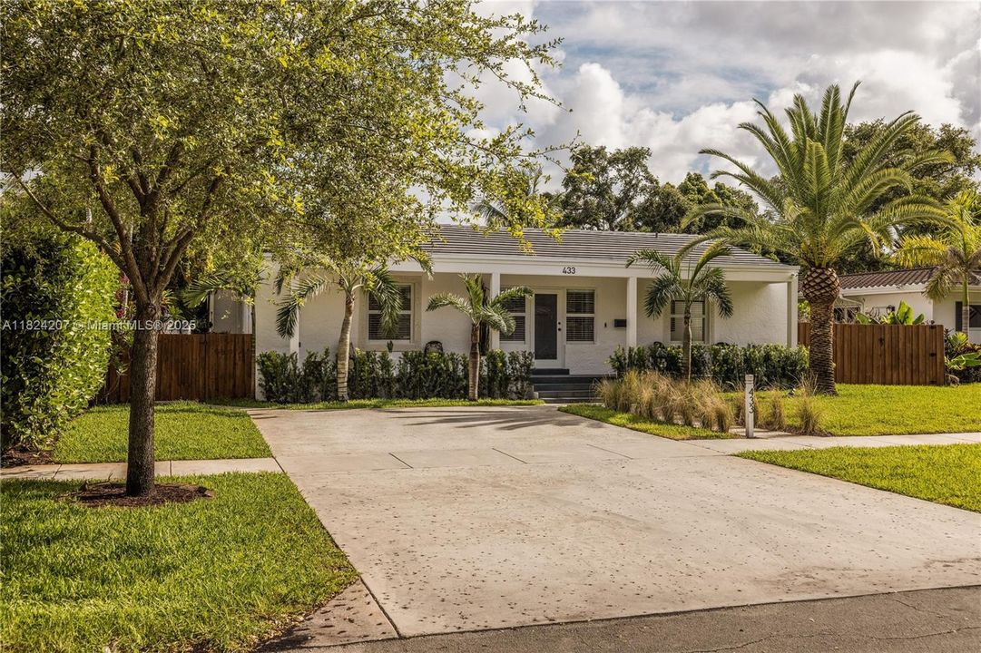 Activo con contrato: $1,325,000 (4 camas, 2 baños, 1691 Pies cuadrados)