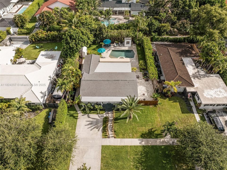 Activo con contrato: $1,325,000 (4 camas, 2 baños, 1691 Pies cuadrados)