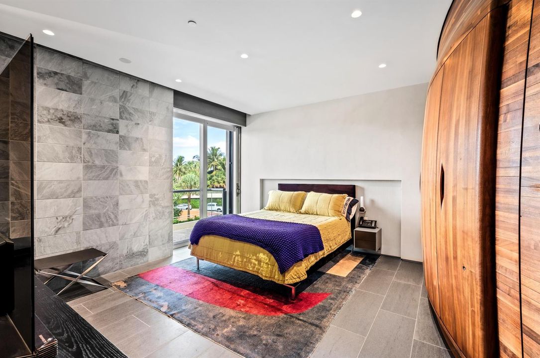 mls_BEDROOM_1_WIDE_DT