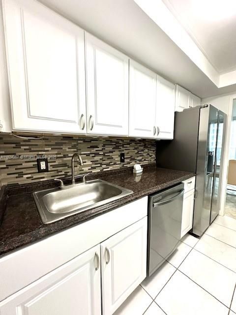 最近售出: $365,000 (1 贝兹, 1 浴室, 750 平方英尺)