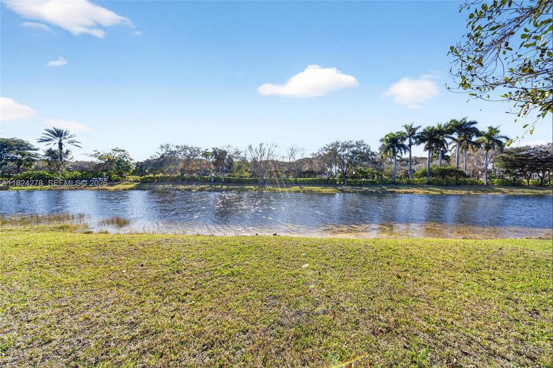 For Sale: $1,099,000 (4 beds, 2 baths, 2596 Square Feet)