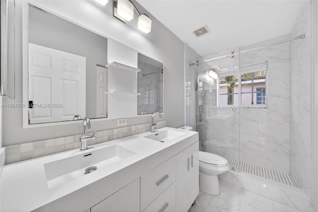 For Sale: $1,099,000 (4 beds, 2 baths, 2596 Square Feet)