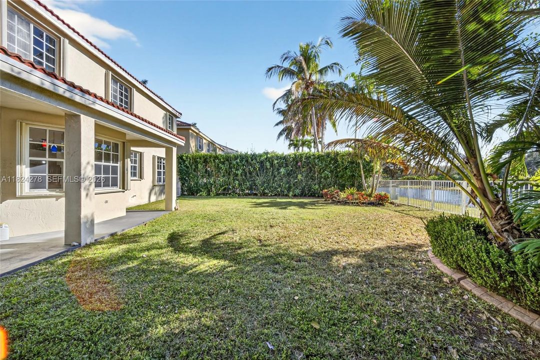 For Sale: $1,099,000 (4 beds, 2 baths, 2596 Square Feet)