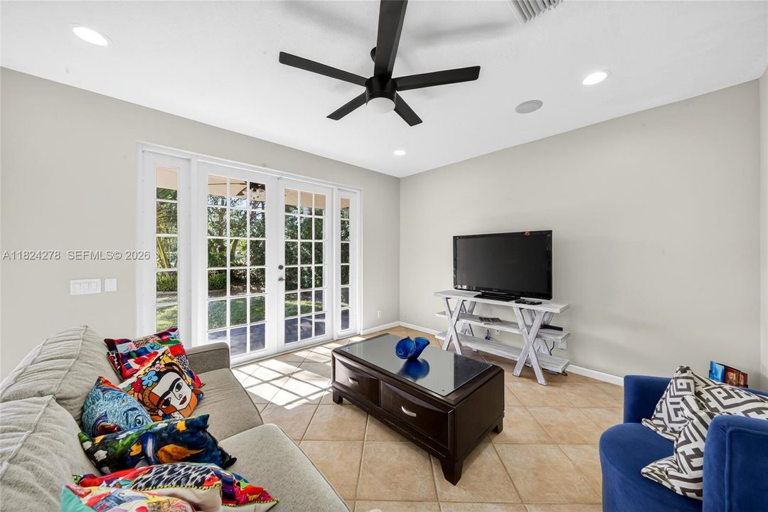 For Sale: $1,099,000 (4 beds, 2 baths, 2596 Square Feet)
