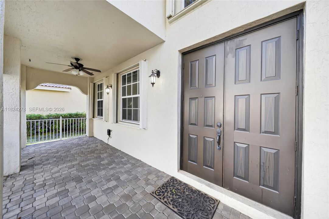 For Sale: $1,099,000 (4 beds, 2 baths, 2596 Square Feet)