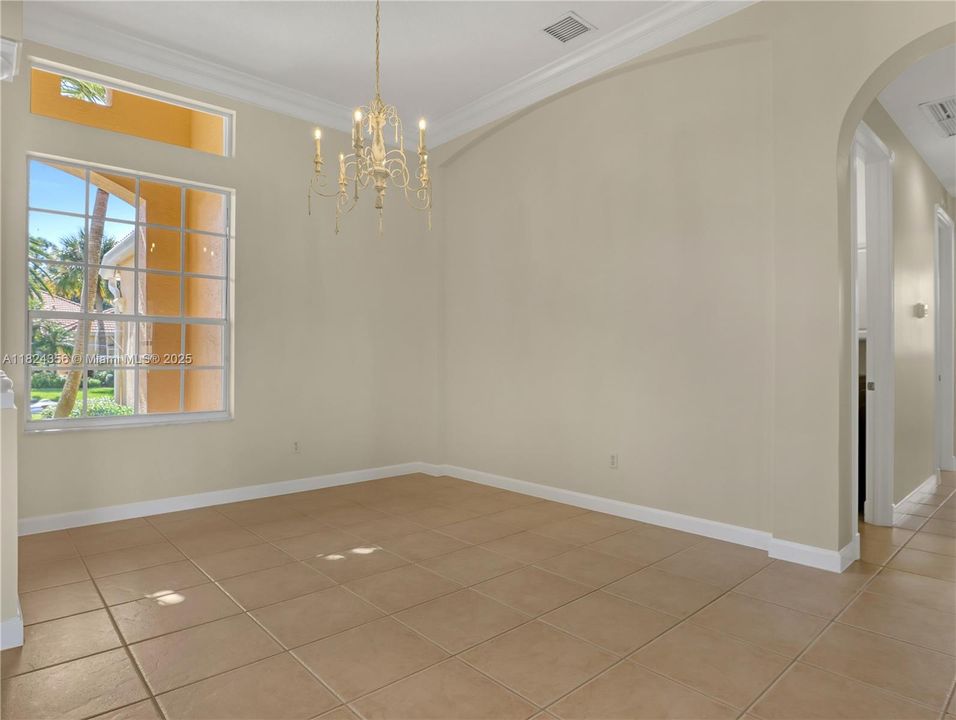 For Sale: $750,000 (4 beds, 3 baths, 2679 Square Feet)