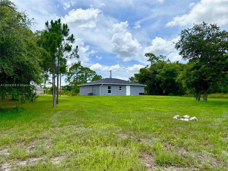 Recently Sold: $235,000 (3 beds, 2 baths, 1120 Square Feet)