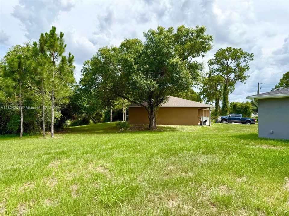 Recently Sold: $235,000 (3 beds, 2 baths, 1120 Square Feet)