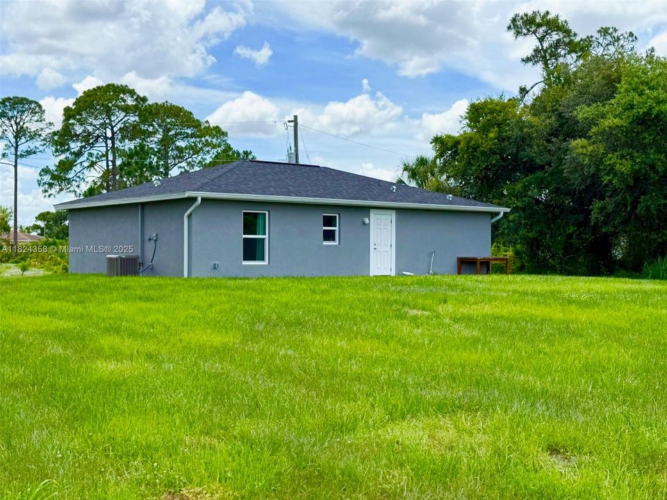 Recently Sold: $235,000 (3 beds, 2 baths, 1120 Square Feet)