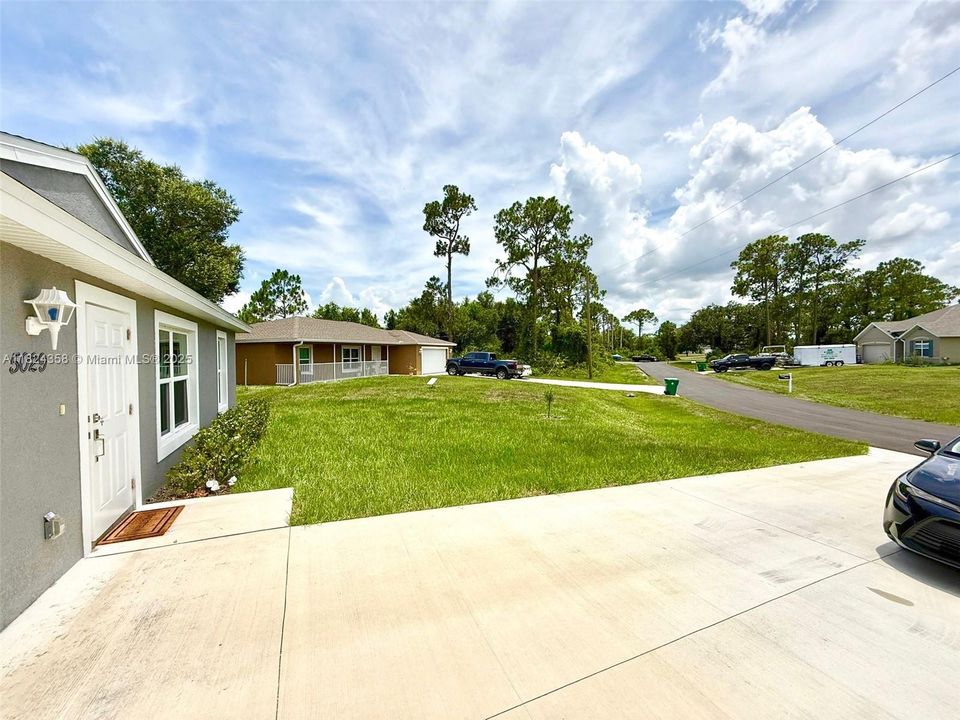 Recently Sold: $235,000 (3 beds, 2 baths, 1120 Square Feet)