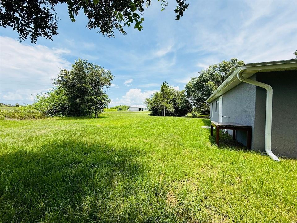 Recently Sold: $235,000 (3 beds, 2 baths, 1120 Square Feet)