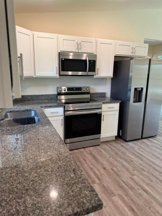 Recently Sold: $235,000 (3 beds, 2 baths, 1120 Square Feet)