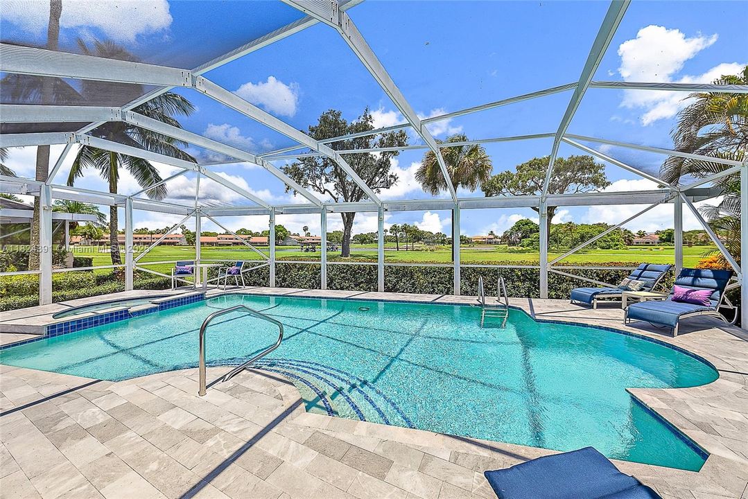 Vendido Recientemente: $1,300,000 (3 camas, 3 baños, 2960 Pies cuadrados)