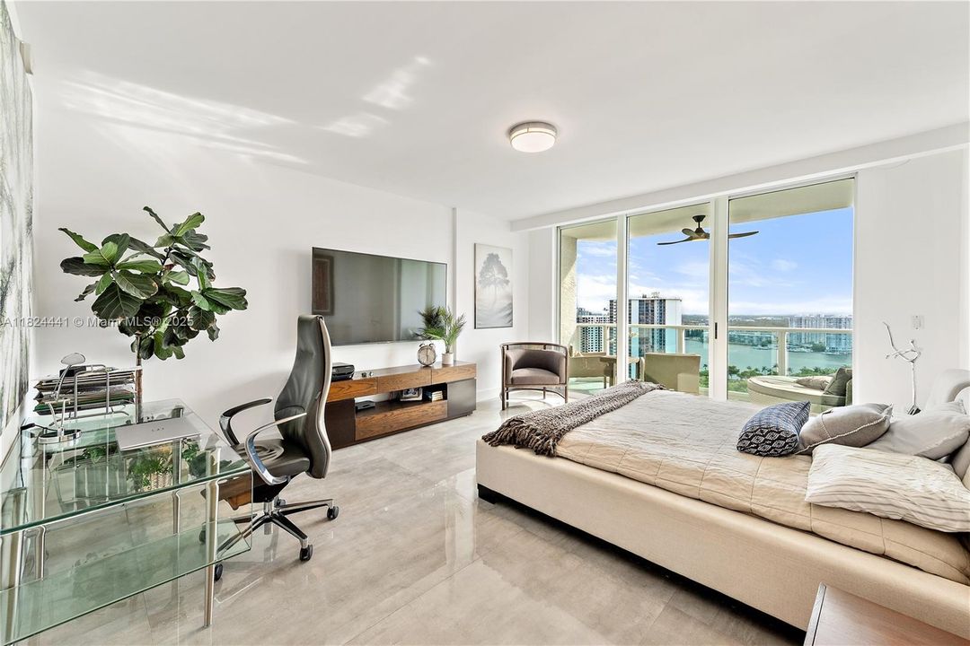 待售: $2,200,000 (3 贝兹, 3 浴室, 3082 平方英尺)