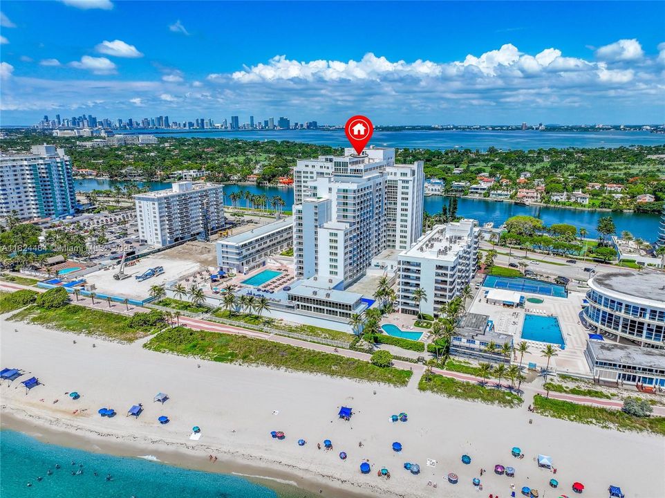 合同活跃: $580,000 (2 贝兹, 2 浴室, 1660 平方英尺)