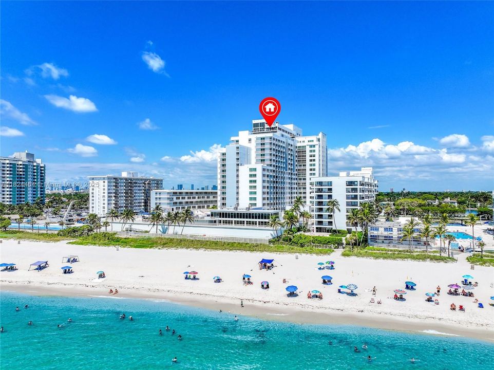 合同活跃: $580,000 (2 贝兹, 2 浴室, 1660 平方英尺)