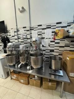 Kitchen View Mixer