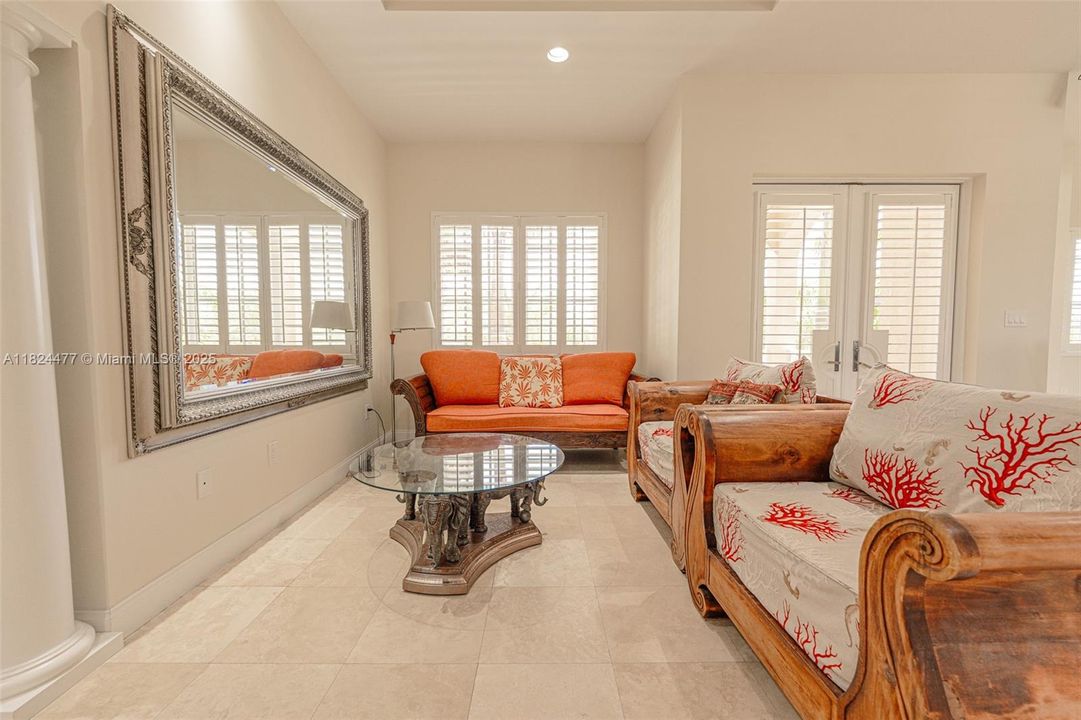 For Rent: $6,995 (4 beds, 3 baths, 3116 Square Feet)