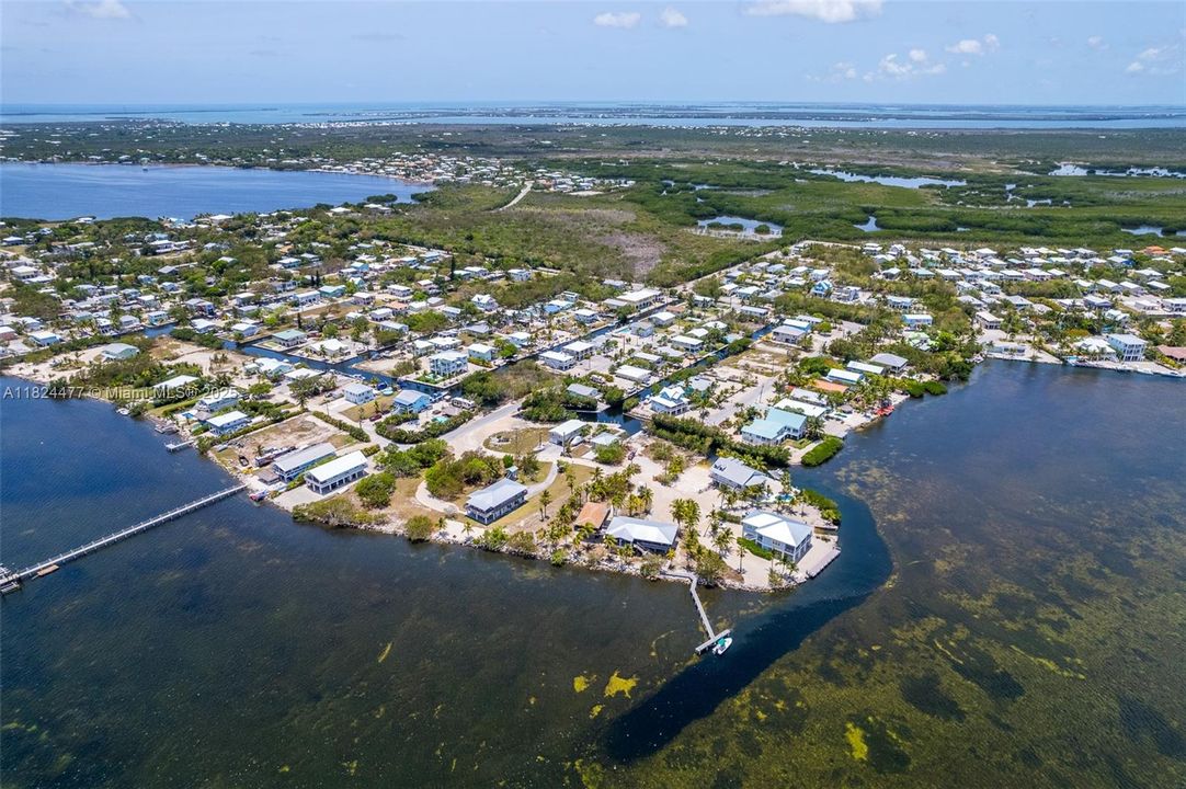 For Rent: $6,995 (4 beds, 3 baths, 3116 Square Feet)