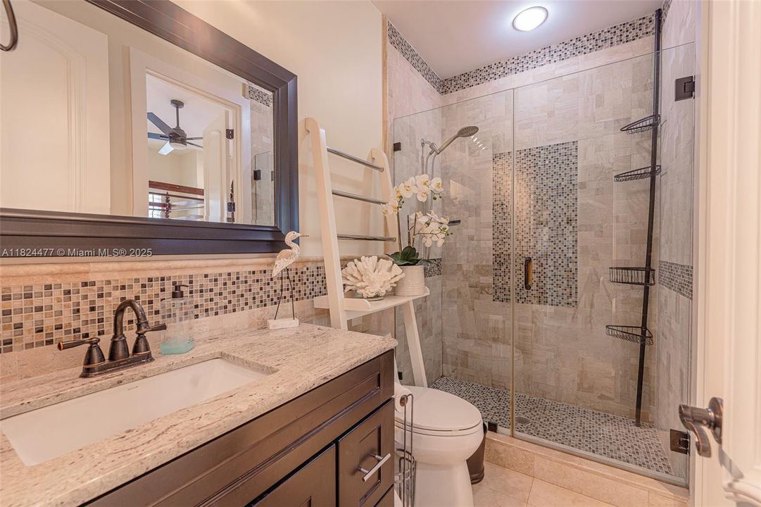 For Rent: $6,995 (4 beds, 3 baths, 3116 Square Feet)