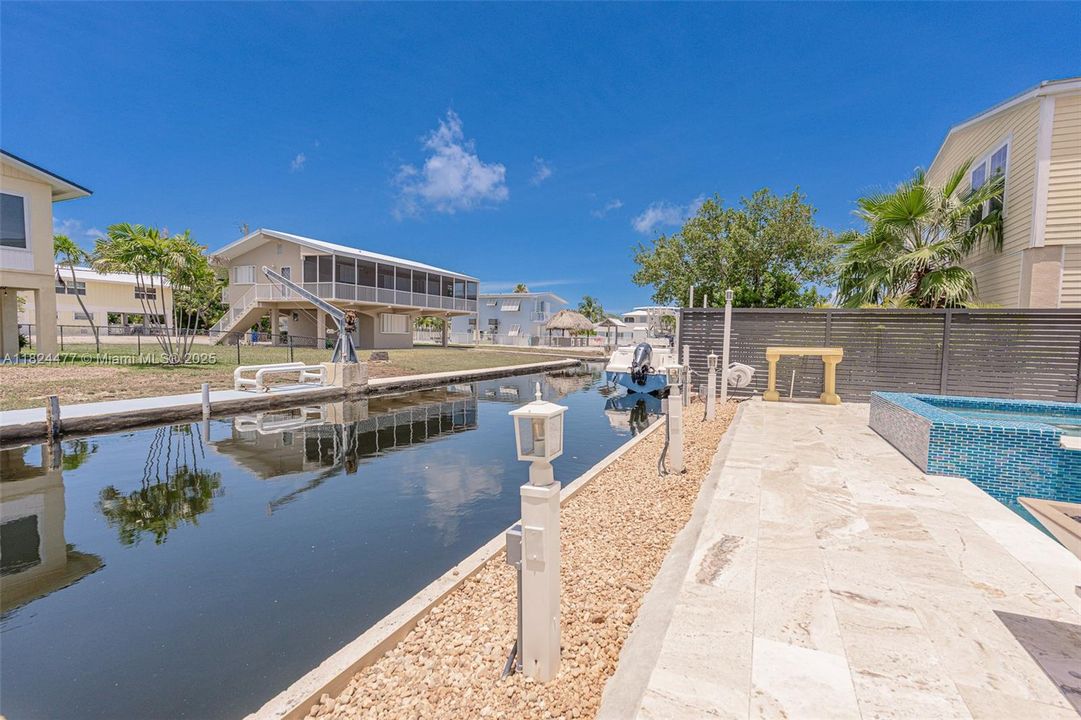 For Rent: $6,995 (4 beds, 3 baths, 3116 Square Feet)